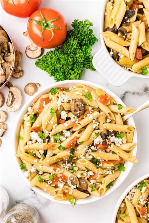 Penne Pasta with Tomatoes & Gorgonzola - calories, carbs, nutrition