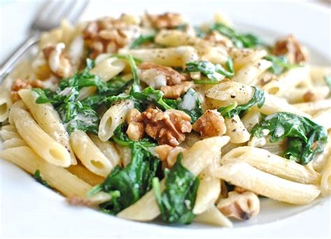 Penne With Gorgonzola - calories, carbs, nutrition