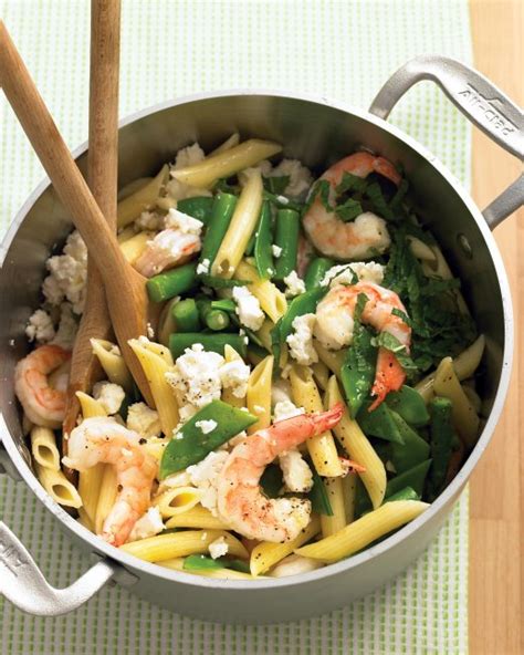 Penne with Shrimp, Feta and spring Vegetables - calories, carbs, nutrition