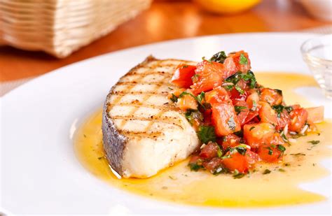 Peppered Halibut Steaks - calories, carbs, nutrition