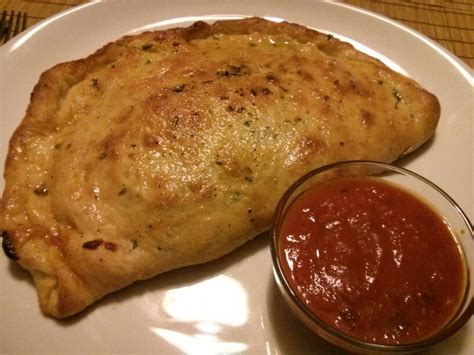 Pepperoni & Grilled Onion Calzone - calories, carbs, nutrition