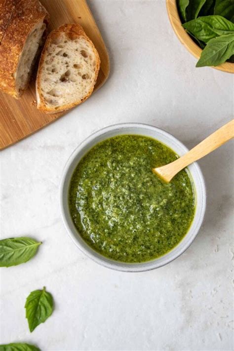 Pesto Sauce, Sweet Basil - calories, carbs, nutrition