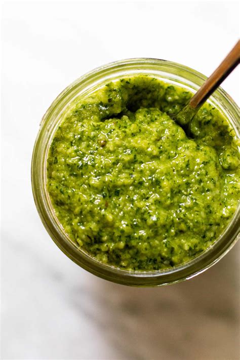 Pesto Sauce, with Roasted Garlic - calories, carbs, nutrition