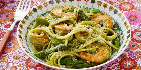 Pesto Shrimp Pasta Bake - calories, carbs, nutrition