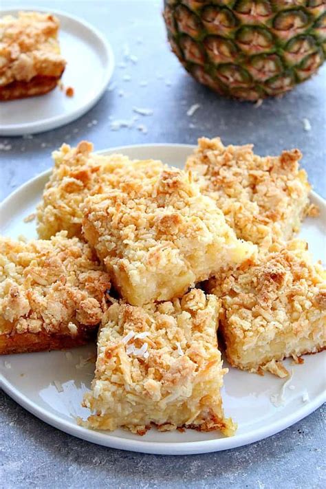 Pinapple Orange Muffins with Coconut Crumble Topping - calories, carbs, nutrition