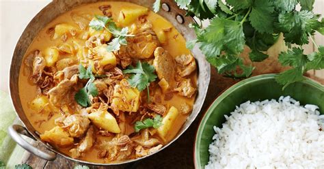 Pineapple Curry Pork - calories, carbs, nutrition