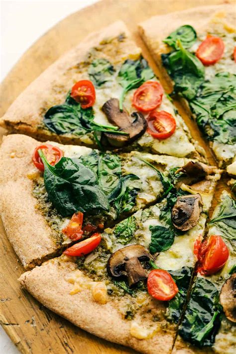 Pizza 16" Whole Wheat Spinach & Mushroom Cut 8 - calories, carbs, nutrition