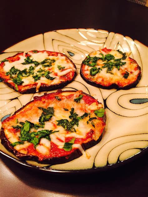 Pizza 7" Eggplant Melanzana - calories, carbs, nutrition