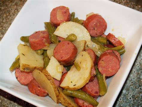 Polish Sausage & Potato Skillet - calories, carbs, nutrition