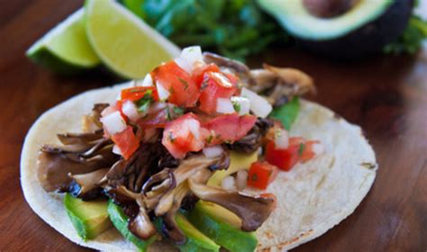 Pork Tacos with Wild Mushrooms - calories, carbs, nutrition