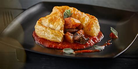 Portobello Wellington - calories, carbs, nutrition