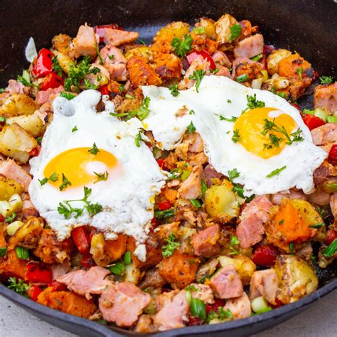 Potato, Ham, Onion, Egg Skillet - calories, carbs, nutrition