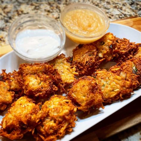 Potato Pancakes (Latkes) - calories, carbs, nutrition
