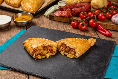 Proper Cornish Pasty Spicy Chicken & Chorizo - calories, carbs, nutrition