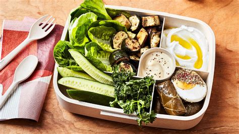 Protein Mezze Box - calories, carbs, nutrition