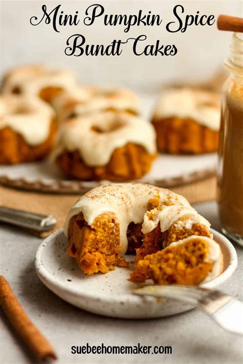 Pumpkin Spice Mini Bundt Cake - calories, carbs, nutrition