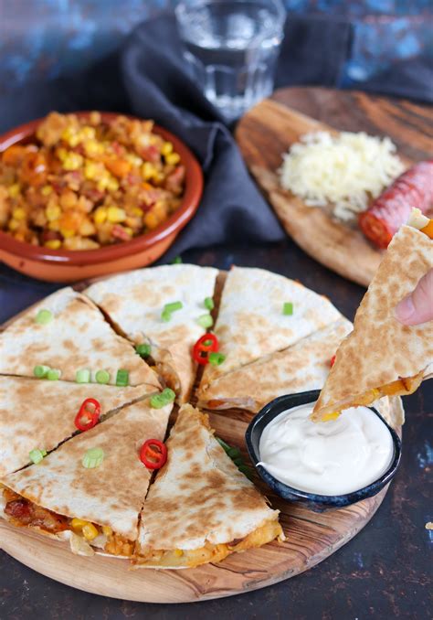 Quesadilla Potato Chorizo Jack 10" Tortilla - calories, carbs, nutrition