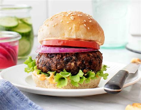 Ranch Cheddar Black Bean Burger on Bun - calories, carbs, nutrition