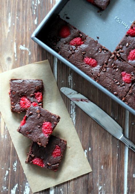 Raspberry Brownies - calories, carbs, nutrition