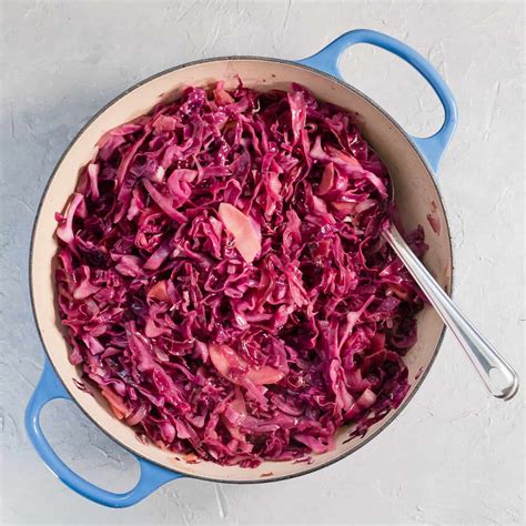 Red Cabbage with Apple & Onion - calories, carbs, nutrition