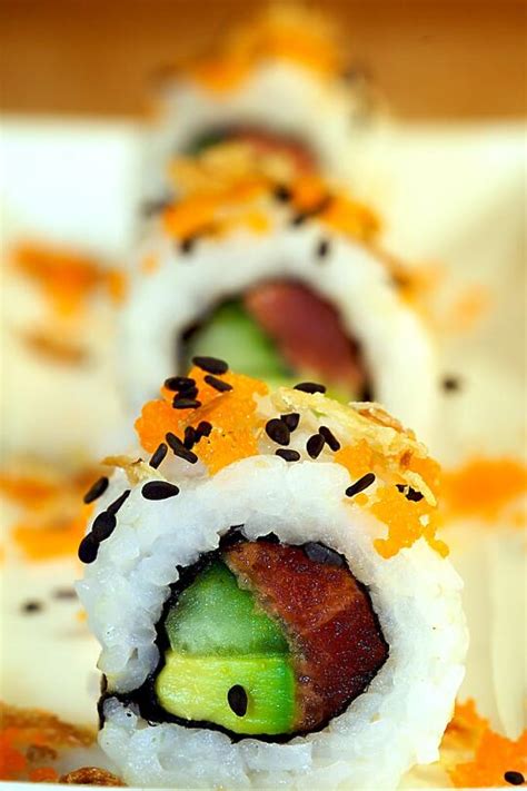 Red Dragon Roll - calories, carbs, nutrition