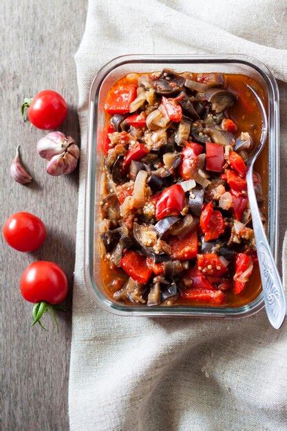 Red & Green Peppers & Tomato Saute - calories, carbs, nutrition