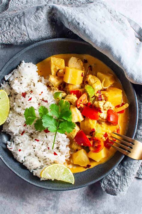 Red Thai Chicken Curry, Pineapple, Broc - calories, carbs, nutrition