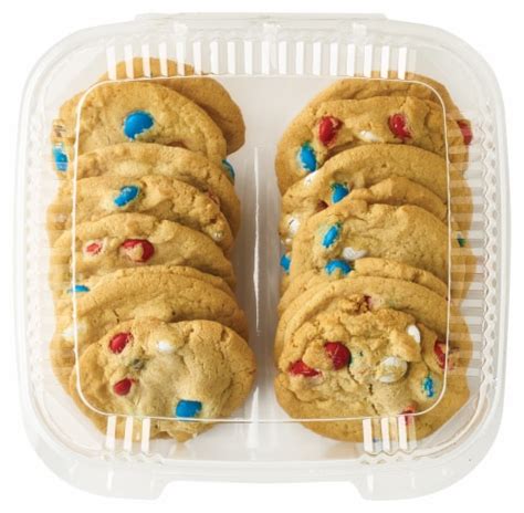 Red, White & Blue Cookie - calories, carbs, nutrition