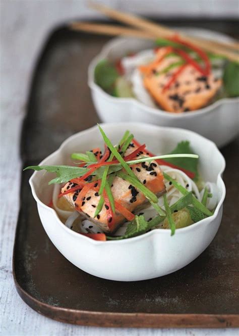 Rice Noodle Salad with Salmon - calories, carbs, nutrition