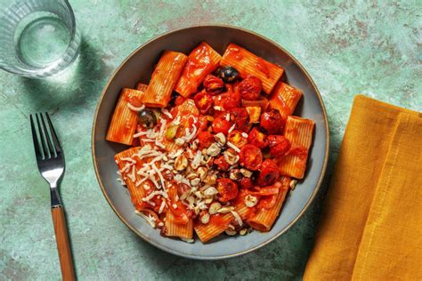 Rigatoni with Fresh Roasted Tomato - calories, carbs, nutrition