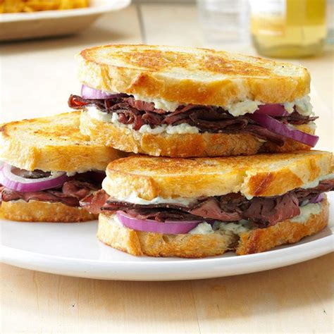 Roast Beef Onion Blue Cheese (31932.0) - calories, carbs, nutrition