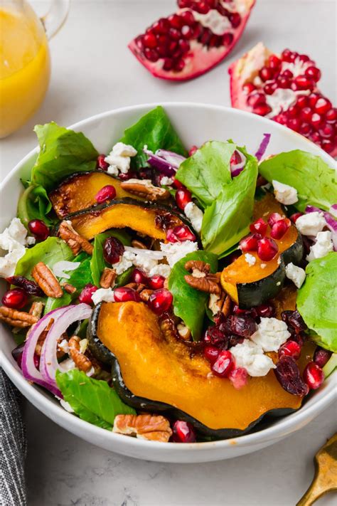 Roasted Acorn Squash Salad - calories, carbs, nutrition