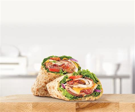 Roasted Chicken Club (79646.0) - calories, carbs, nutrition