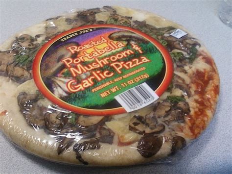 Roasted Portabella Mushroom & Garlic Pizza - calories, carbs, nutrition