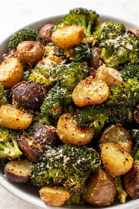 Roasted Potatoes & Broccoli - calories, carbs, nutrition