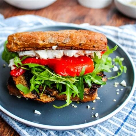 Roasted Ribeye Sandwich with Portobello - calories, carbs, nutrition