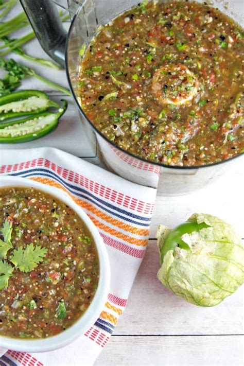 Roasted Tomato & Tomatillo Salsa - calories, carbs, nutrition