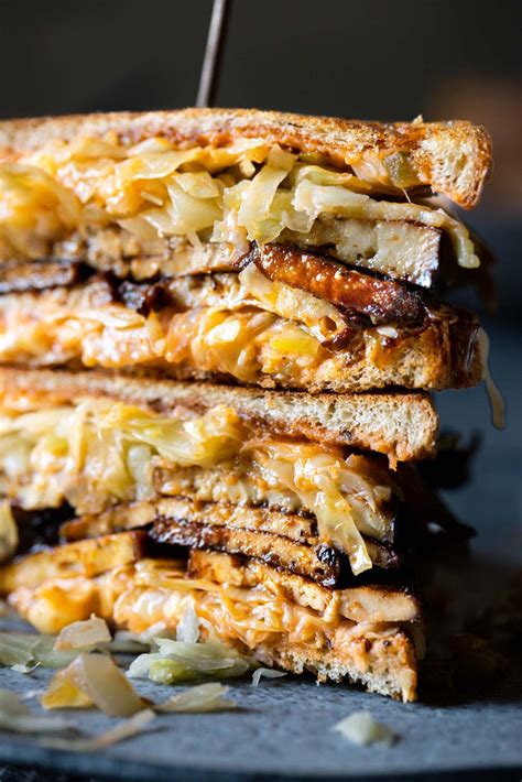 Roasted Vegetable Reuben Sandwich - calories, carbs, nutrition