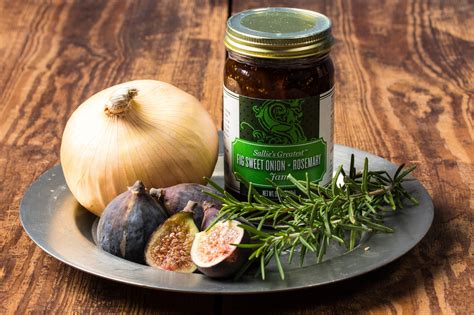 Rosemary Sweet Onion Jam - calories, carbs, nutrition