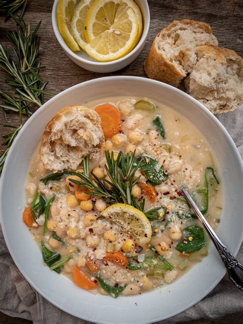 Rosemary White Bean Soup - calories, carbs, nutrition