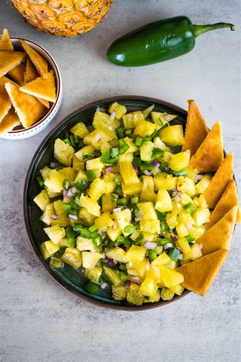 Sabores Pineapple Jalapeno Salsa - calories, carbs, nutrition