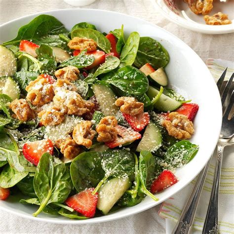 Salad and Candied Walnuts (4530.1) - calories, carbs, nutrition