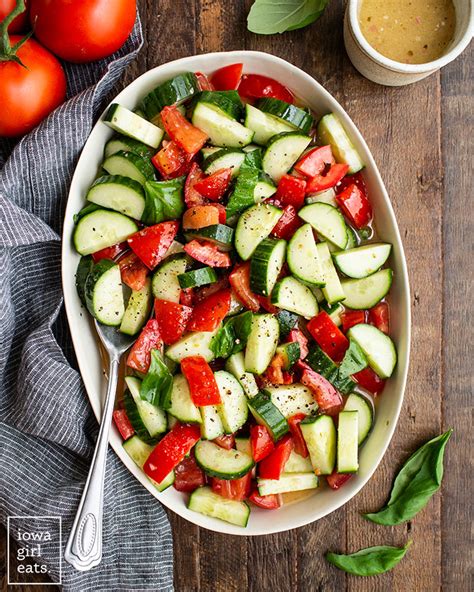 Salad Cucumber Italian 1 oz - calories, carbs, nutrition