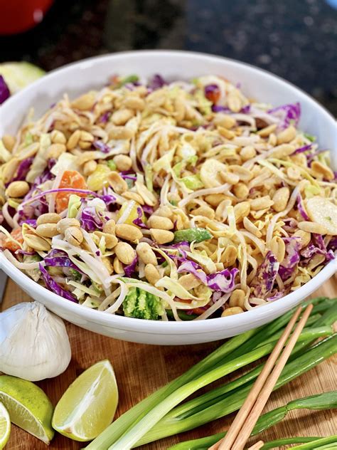 Salad Entree Noodle Thai Peanut Avocado - calories, carbs, nutrition