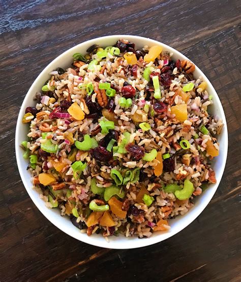 Salad Wild Rice Wheat Berry & Pecans 1 oz - calories, carbs, nutrition