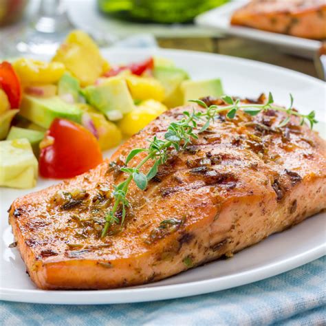 Salmon with Citrus Salsa - calories, carbs, nutrition