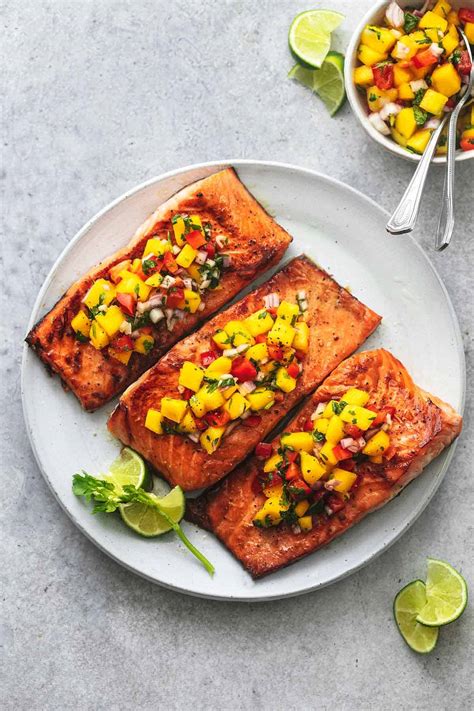 Salmon with Mango & Papaya Salsa - calories, carbs, nutrition