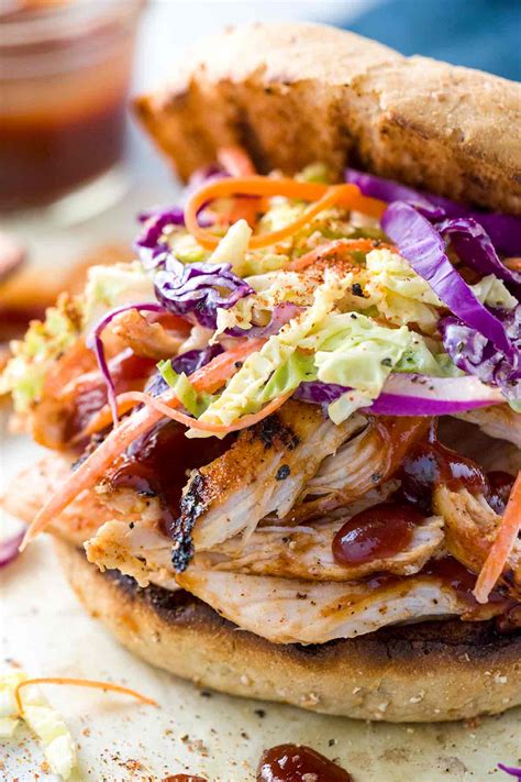 Sand Chicken Pulled BBQ Cider Vinaigrette Wheat Bun CMP - calories, carbs, nutrition