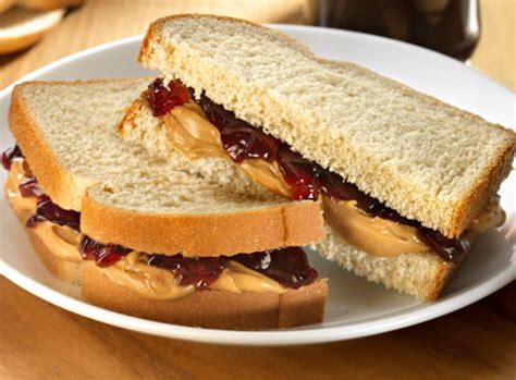 Sand Peanut Butter & Jelly on Wheat - calories, carbs, nutrition