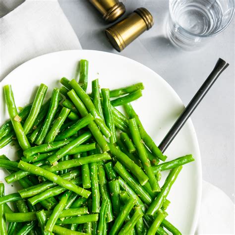 Sauteed Haricot Verts with Diced Shallots - calories, carbs, nutrition